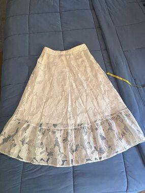 White Lace A-Line Midi Skirt Lulus size Medium